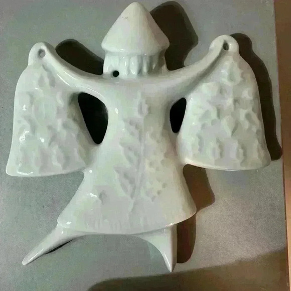 Haviland Limoges FRANCE Dancing Bells 1973 Christmas Ornament with Box Vintage - Picture 2 of 3